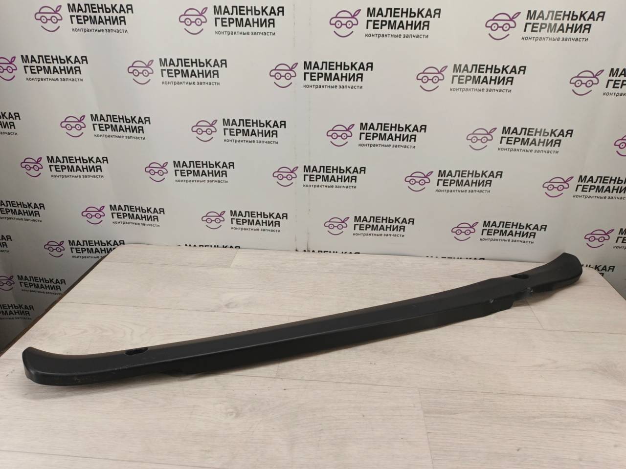 молдинг (накладка кузовная) Jeep Wrangler 4 поколение (2017 - 2023), 6BU43TRMA - фото №1