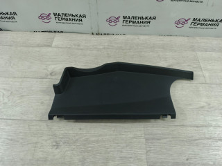 Планка обтекателя (Жабо) Audi Q7 4M (2015 - 2019), 4M8819447