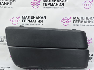 крышка подлокотника BMW 5 серия G30/G31 G30 2017, 3.0 л., B58 B30 A, бензин, АКПП, темно-синий, седан, полный привод, 9918019649, 51168069051, 8069051