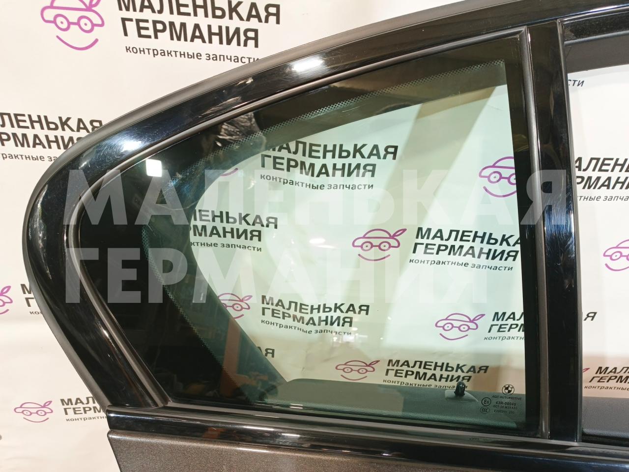 форточка задняя правая BMW 5 серия G30/G31 G30 2017, 2.0 л., B48 B20 A, бензин, АКПП, b65 jatoba brown metallic, седан, задний привод, правый руль, 51352711108, 2711108, 7381348, 51357381348 - фото №1