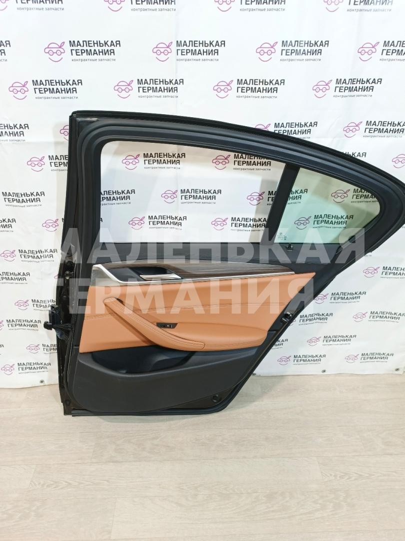 обшивка двери задняя правая BMW 5 серия G30/G31 G30 2017, 2.0 л., B48 B20 A, бензин, АКПП, b65 jatoba brown metallic, седан, задний привод, правый руль - фото №1