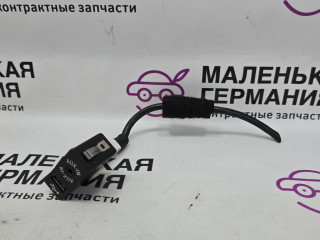 разъем AUX / USB BMW X6 F16 2014, 3.0 л., N55 B30 A, бензин, АКПП, красный, правый руль, 84109266607, 9266607