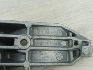 кронштейн компрессора кондиционера BMW 3 серия E90/E91 [рестайлинг] (2008 - 2013), 2.0 л., N46 B20 BD, бензин, АКПП, 64557505980, 7505980, 64551439241