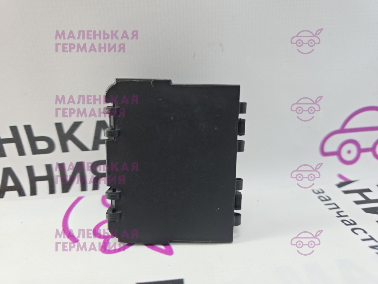 кожух электрических разъемов BMW X6 F16 2014, 3.0 л., N55 B30 A, бензин, АКПП, красный, правый руль, 61139111262, 9111262 - фото №1