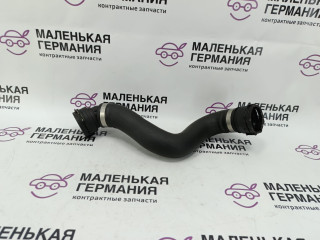 патрубок радиатора BMW 5 серия G30/G31 G30 2019, 4.4 л., N63 B44 C, бензин, АКПП, carbonschwarz metallic (416), седан, полный привод, 17128602669