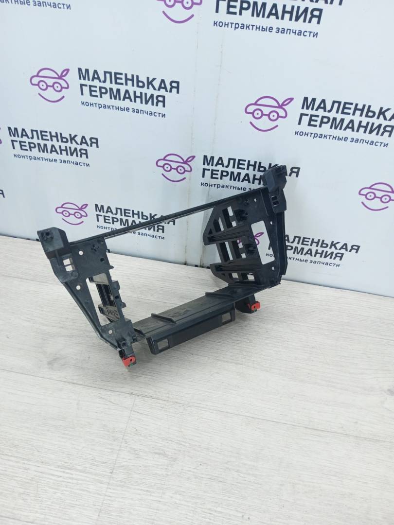 крепление магнитолы BMW 6 серия F06/F12/F13 2013, 4.4 л., N63 B44 B, бензин, black sapphire metallic (475), 51459197466, 9197466, 105023891 - фото №1