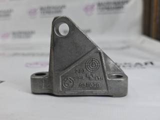 кронштейн (крепление) BMW 1 серия F20/F21 [рестайлинг] 2016, 2.0 л., B47 D20 A, дизель, АКПП, 13518511628, 8511628