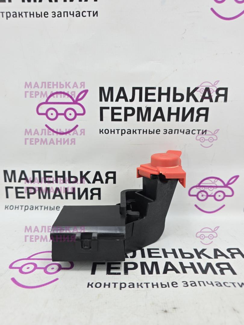 клемма аккумулятора плюс BMW X6 F16 2014, 3.0 л., N55 B30 A, бензин, АКПП, красный, правый руль, 61149192666, 61149289970, 6149286484, 9192666, 9286484, 9289970 - фото №1