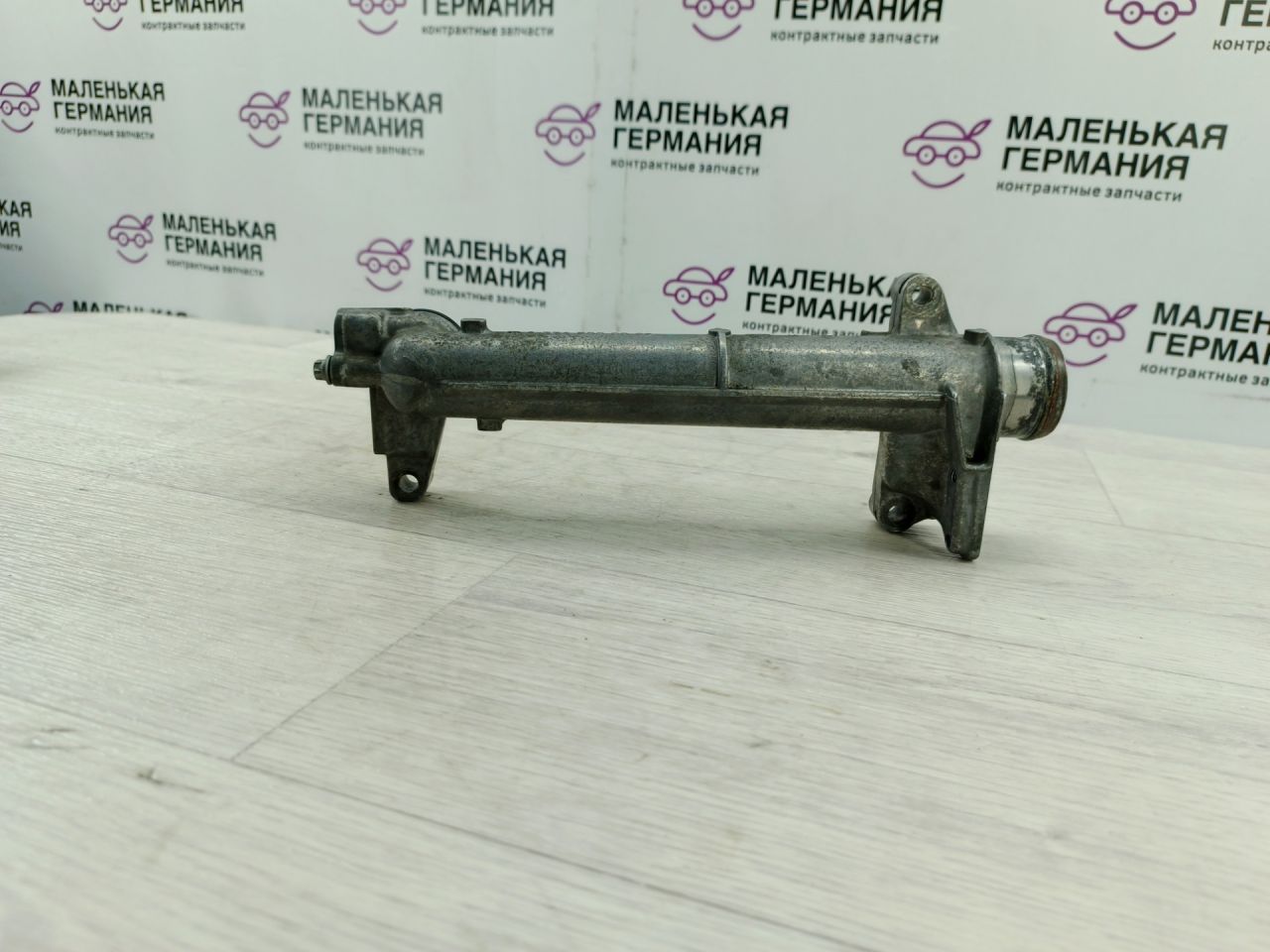 трубка охлаждающей жидкости Mercedes-Benz C-Класс W205/S205/C205 2014, 2.0 л., M 274.920, бензин, АКПП, белый, седан, задний привод, правый руль, A2742000053 - фото №1