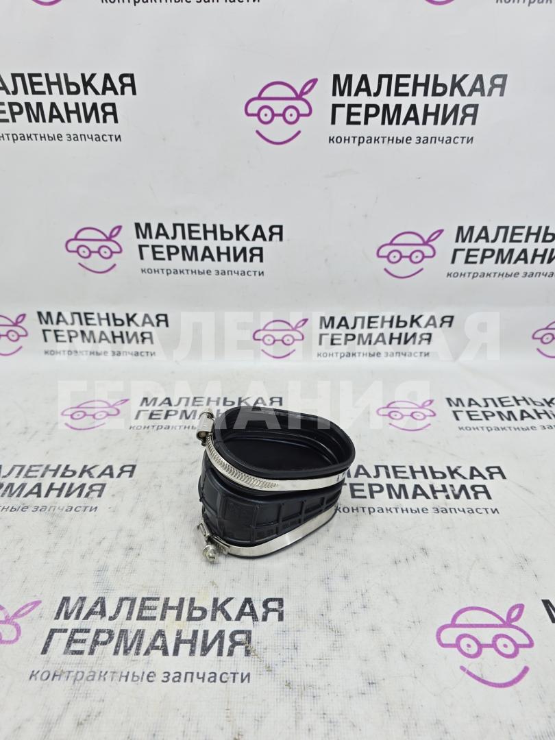 патрубок воздушного фильтра BMW 5 серия G30/G31 G30 2019, 4.4 л., N63 B44 C, бензин, АКПП, carbonschwarz metallic (416), седан, полный привод, 13718613156, 8613156 - фото №1