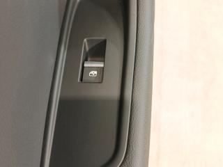 кнопка стеклоподъемника двери передней левой Audi A5 F5 2018, 2.0 л., CVKB, бензин, АКПП, белый металлик 2y / s9r, хетчбэк 5 дв., правый руль, 8W2959830