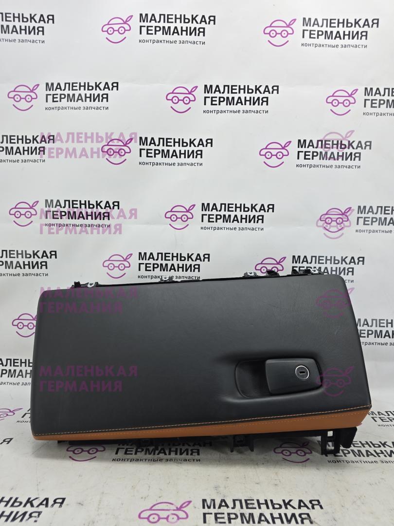 бардачок BMW X5 M F85 2016, 4.4 л., S63 B44 B, бензин, АКПП, donington grau (c28), полный привод, 8698966, 51168062666, 8062666, 1175788, 9227250 - фото №1