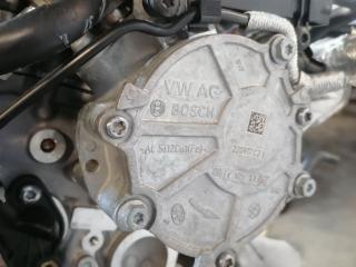 насос вакуумный Audi A4 B9 2017, 2.0 л., CVKB, бензин, МКПП, s9/x5q синий металлик, седан, передний привод, правый руль, 06K145100AE