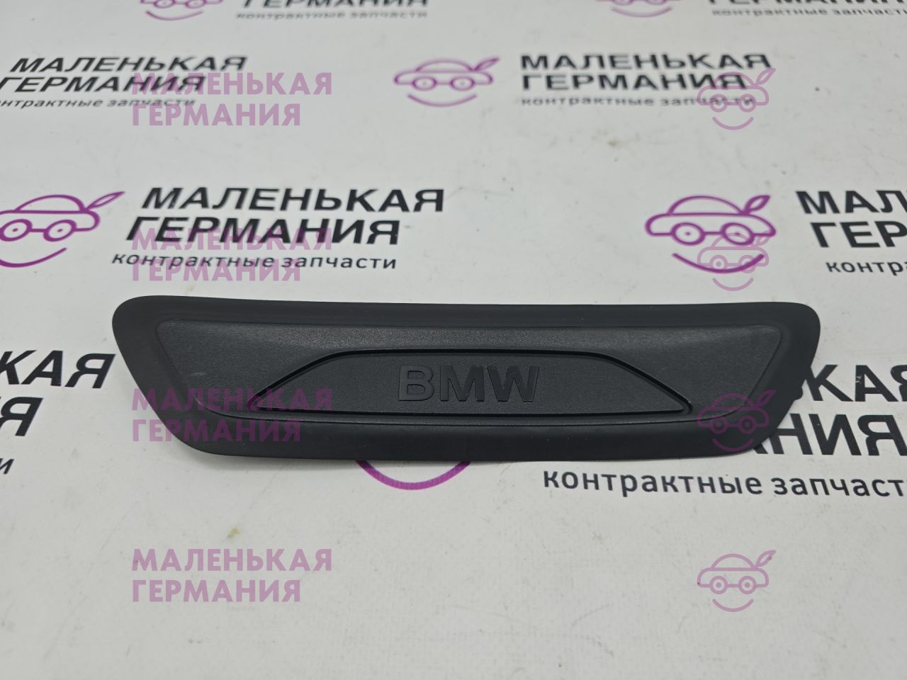 накладка на порог внутренняя BMW X1 F48 2017, 2.0 л., B48 A20 B, бензин, АКПП, синий mediterranblau c10, полный привод, правый руль, 51477349674, 7349674 - фото №1