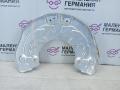 защитный кожух тормозного механизма Mercedes-Benz C-Класс W205/S205/C205 2014, 2.0 л., M 274.920, бензин, АКПП, белый, седан, задний привод, правый руль, A0004213520 - фото №3