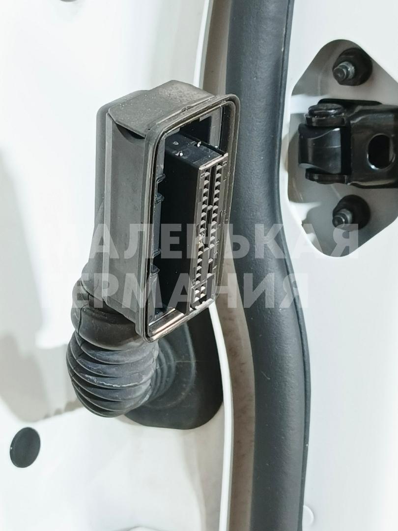 дверная проводка BMW 5 серия G30/G31 G30 2018, 2.0 л., B48 B20 A, бензин, АКПП, a96 mineral-weiss metallic, седан, задний привод, правый руль - фото №1