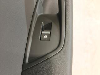 кнопка стеклоподъемника двери задней левой Audi A5 F5 2018, 2.0 л., CVKB, бензин, АКПП, белый металлик 2y / s9r, хетчбэк 5 дв., правый руль, 4M0959855