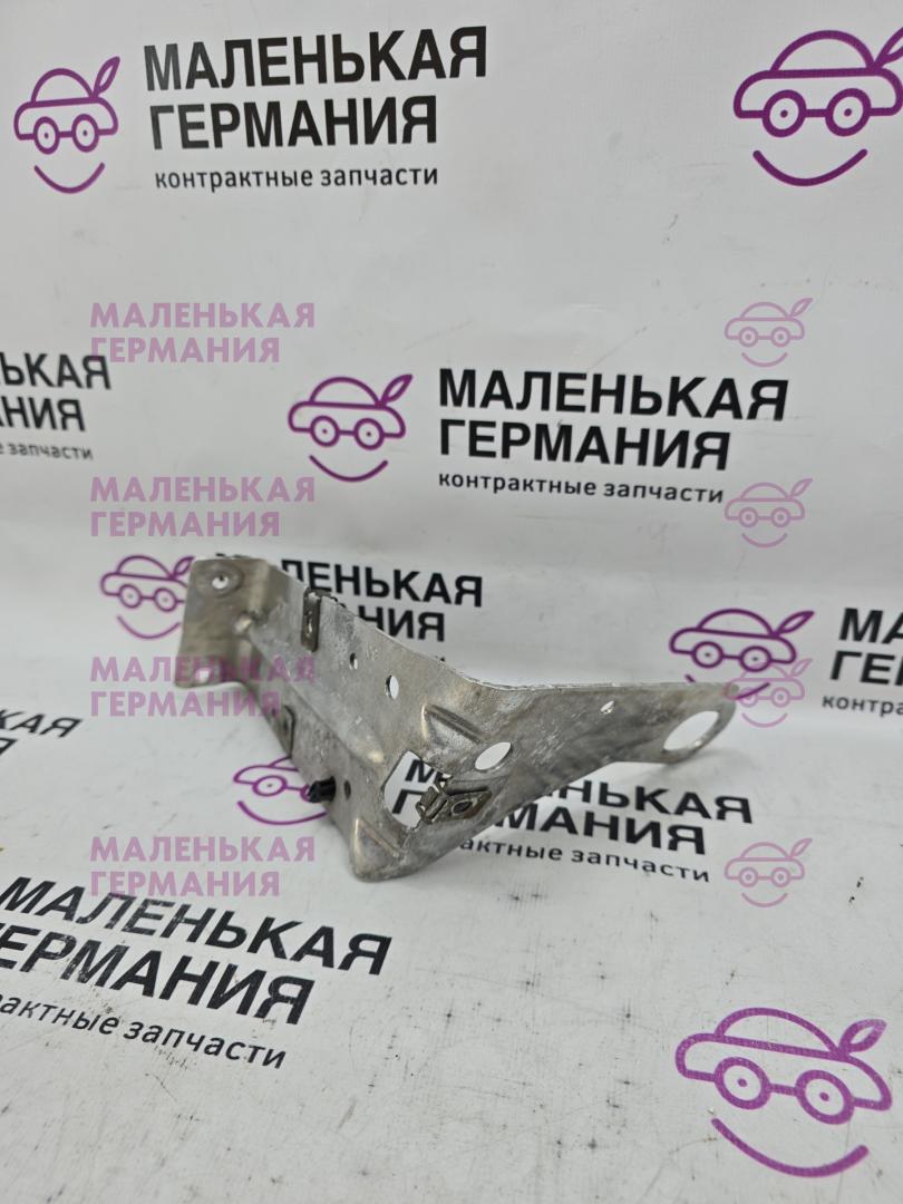 кронштейн (крепление) BMW X5 M F85 2016, 4.4 л., S63 B44 B, бензин, АКПП, donington grau (c28), полный привод, 51717188835, 7188835 - фото №1