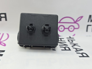 кожух электрических разъемов BMW X6 F16 2014, 3.0 л., N55 B30 A, бензин, АКПП, красный, правый руль, 61139111262, 9111262