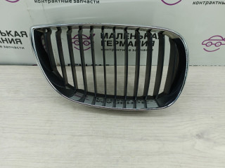 заглушка (решетка) в бампер BMW 1 серия E81/E82/E87/E88 (2004 - 2007), 51137077130, 7077130