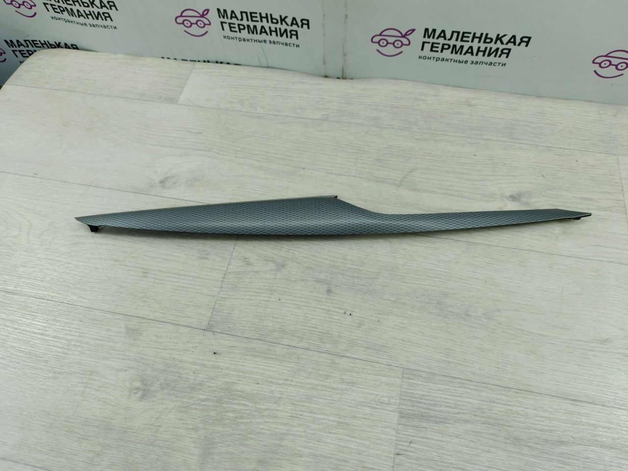 накладка двери (крышки) багажника BMW X3 G01 (2017 - 2026), 2.0 л., B46 B20 B, бензин, АКПП, белый alpinweiss 3 (300), 51418747318, 8747318 - фото №1