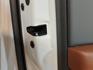 замок двери передней левой Audi A4 B9 2017, 2.0 л., CVKB, бензин, АКПП, 2y/s9r белый металлик, седан, передний привод, правый руль, 8X2837015C