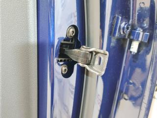 ограничитель открывания двери Audi A4 B9 2017, 2.0 л., CVKB, бензин, МКПП, s9/x5q синий металлик, седан, передний привод, правый руль