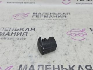 заглушка Audi A4 B9 2017, 2.0 л., CVKB, бензин, АКПП, 2y/s9r белый металлик, седан, передний привод, правый руль, 8W0837167