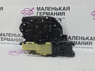 замок двери передней левой BMW 5 серия G30/G31 G30 2019, 4.4 л., N63 B44 C, бензин, АКПП, carbonschwarz metallic (416), седан, полный привод, 51217477699, 7477699