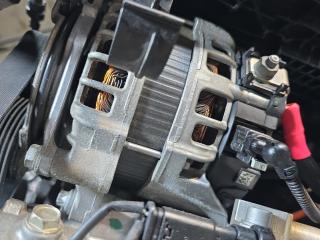 генератор BMW 5 серия G30/G31 G30 2018, 2.0 л., B48 B20 A, бензин, АКПП, a96 mineral-weiss metallic, седан, задний привод, правый руль, 12318571357, 8571357