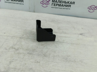 кронштейн (крепление) Mercedes-Benz C-Класс W205/S205/C205 2014, 2.0 л., M 274.920, бензин, АКПП, белый, седан, задний привод, правый руль, A2056261300