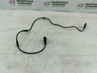 датчик износа тормозных колодок Mercedes-Benz C-Класс W205/S205/C205 2014, 2.0 л., M 274.920, бензин, АКПП, белый, седан, задний привод, правый руль, A2055451028, A2055403406