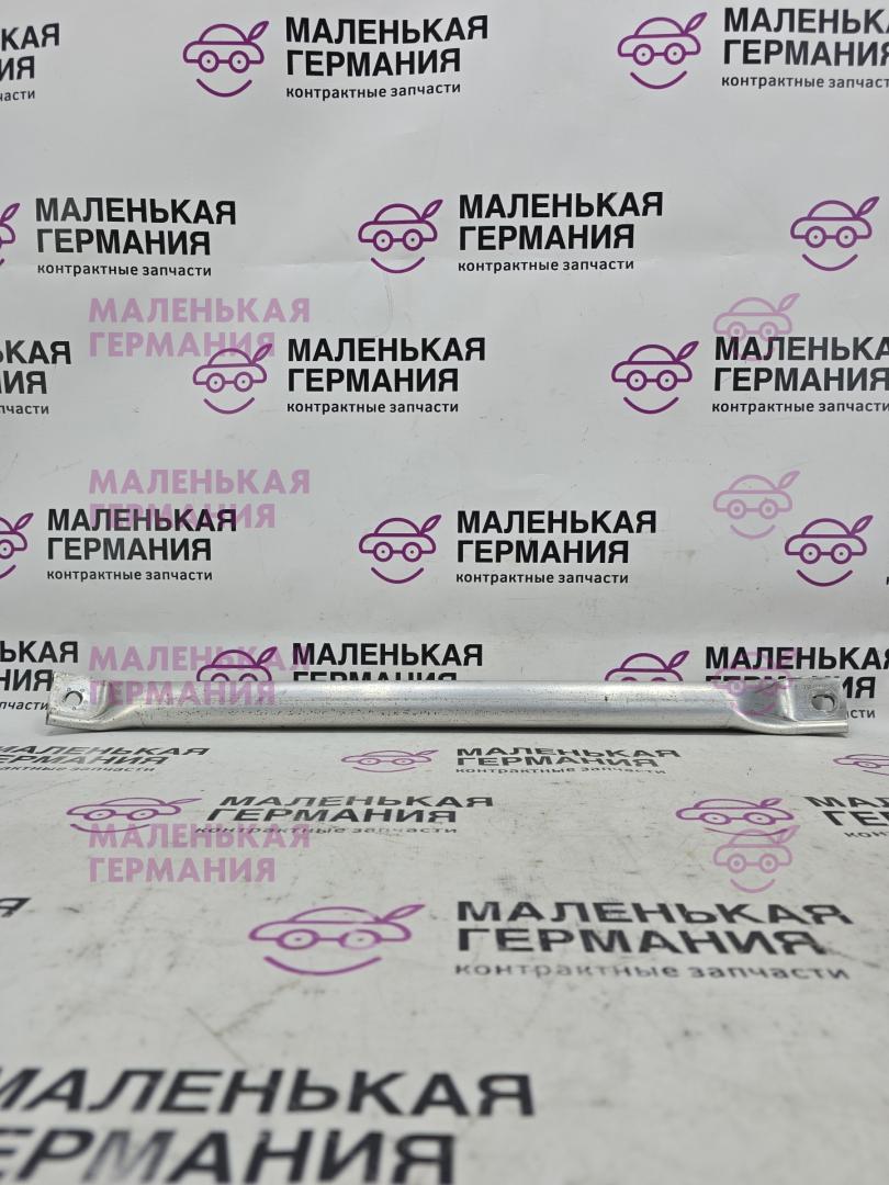 распорка кузова BMW X5 F15 2013, 3.0 л., N57 D30 A, дизель, АКПП, mineralweiss metallic (a96), внедорожник 5 дв., полный привод, правый руль, 51617184940, 7184940 - фото №1