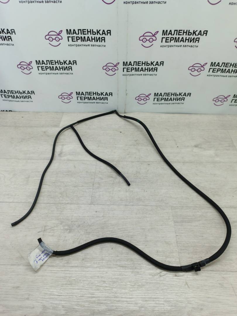 трубка вакуумная BMW 6 серия F06/F12/F13 2013, 4.4 л., N63 B44 B, бензин, black sapphire metallic (475), 11657645222, 7645222 - фото №1