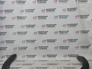 накладка колесной арки задний правый , 11D853818