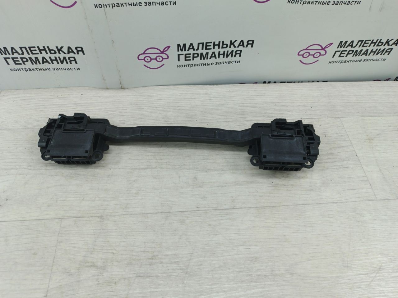 контактная группа Mercedes-Benz C-Класс W205/S205/C205 2014, 2.0 л., M 274.920, бензин, АКПП, белый, седан, задний привод, правый руль, A2055452000 - фото №1