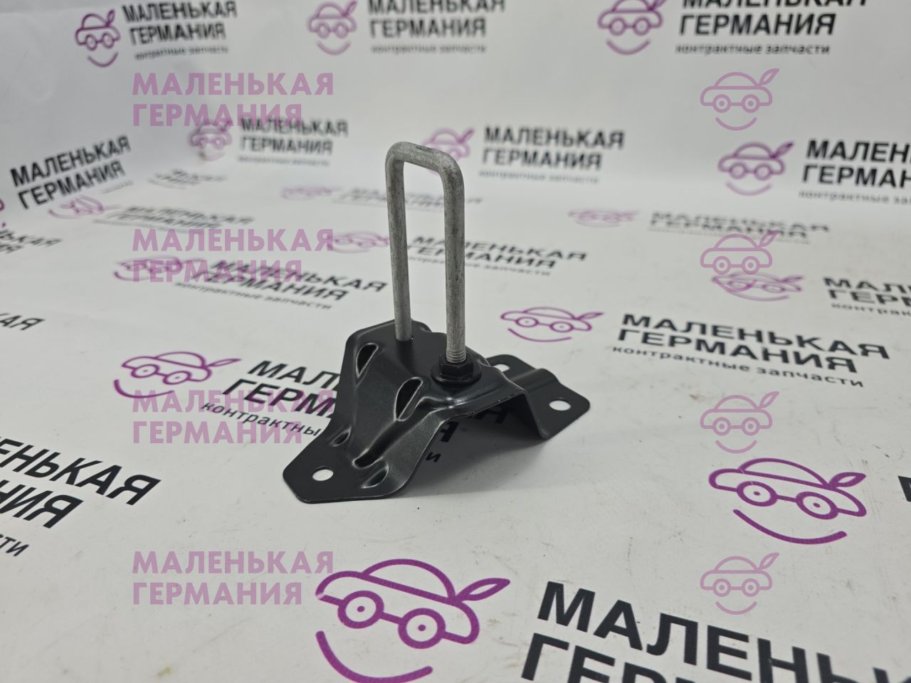 захватный крюк капота BMW X1 F48 2017, 2.0 л., B48 A20 B, бензин, АКПП, alpinweiss 3 (300), полный привод, правый руль, 51237435104, 7435104 - фото №1