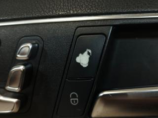 Кнопка блокировки двери Mercedes-Benz E-Класс W212 [рестайлинг] W212 2014, 2.0 л., M 274.920, бензин, АКПП, 149 u белый, седан, задний привод, правый руль, A20490585029107, A2049058502