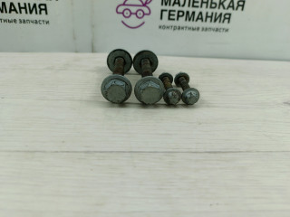 болт Mercedes-Benz C-Класс W205/S205/C205 2014, 2.0 л., M 274.920, бензин, АКПП, белый, седан, задний привод, правый руль