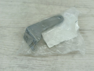 кронштейн (крепление) Audi Q7 4M (2015 - 2019), 4M0951230