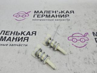 кронштейн (крепление) Volkswagen Passat B8 2015, 1.8 л., CJSA, бензин, робот, 2t/c9x чёрный перламутр, седан, правый руль, 6RU94530