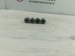 болт Mercedes-Benz C-Класс W205/S205/C205 2014, 2.0 л., M 274.920, бензин, АКПП, белый, седан, задний привод, правый руль, N000000001428