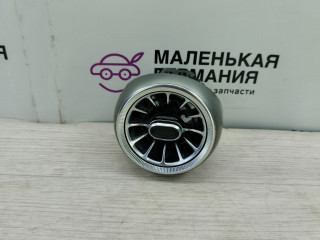 дефлектор обдува салона Mercedes-Benz C-Класс W205/S205/C205 2014, 2.0 л., M 274.920, бензин, АКПП, белый, седан, задний привод, правый руль, A2058304400
