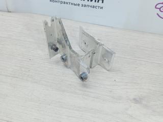кронштейн радиатора BMW 3 серия F30/F31/F34 F30 2012, 3.0 л., N55 B30 A, бензин, АКПП, black sapphire metallic (475), седан, задний привод, 51647245796, 7245796