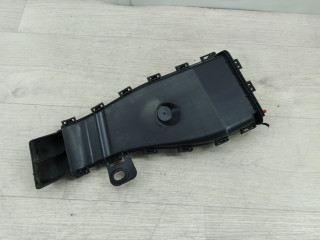 водосток планки обтекателя (жабо) прав. Mercedes-Benz C-Класс W205/S205/C205 2014, 2.0 л., M 274.920, бензин, АКПП, белый, седан, задний привод, правый руль, A2058320284