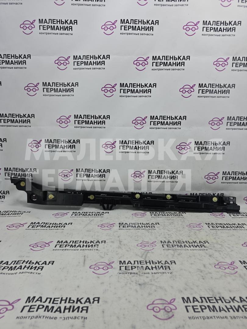 Кронштейн крепления порога BMW M5 F10 2012, 4.4 л., S63 B44 B, бензин, робот, 300 alpinweiss 3, седан, задний привод, правый руль, 51777204022, 7204022 - фото №1