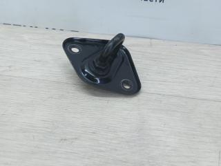 петля замка капота Mercedes-Benz C-Класс W205/S205/C205 2014, 2.0 л., M 274.920, бензин, АКПП, белый, седан, задний привод, правый руль, A2128800060