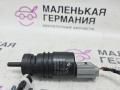 насос (моторчик) омывателя стекла BMW X3 F25 2013, 2.0 л., N20 B20 A, бензин, АКПП, а52/7 spacegrau, хетчбэк 5 дв., полный привод, правый руль, 67126934160, 6934160, 6941664 - фото №4