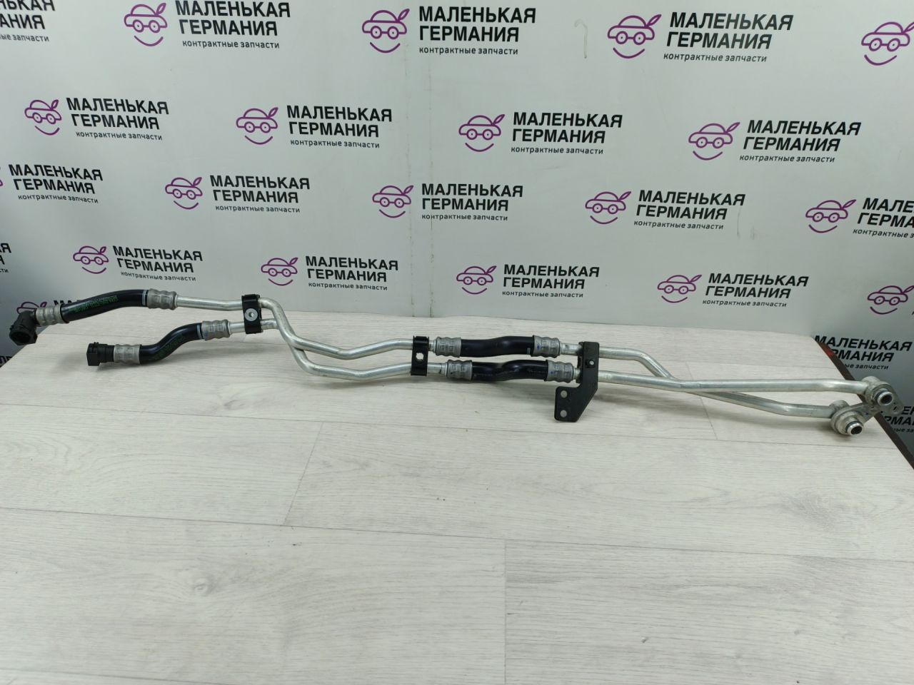 шланг (трубка) АКПП BMW 5 серия F07/F10/F11 (2009 - 2013), 3.0 л., N52 B30 AF, бензин, 17227593143, 17227593142, 7593143, 7593142, 17227581930 - фото №1