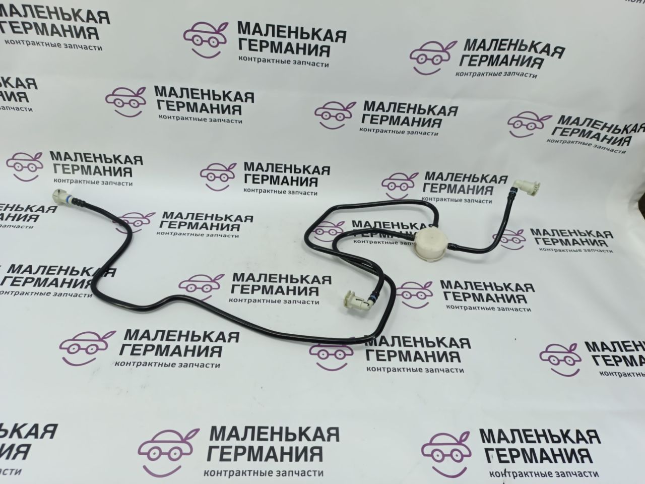 трубка топливная BMW X6 F16 2014, 3.0 л., N55 B30 A, бензин, АКПП, красный, правый руль, 4586510010, 1255012 - фото №1